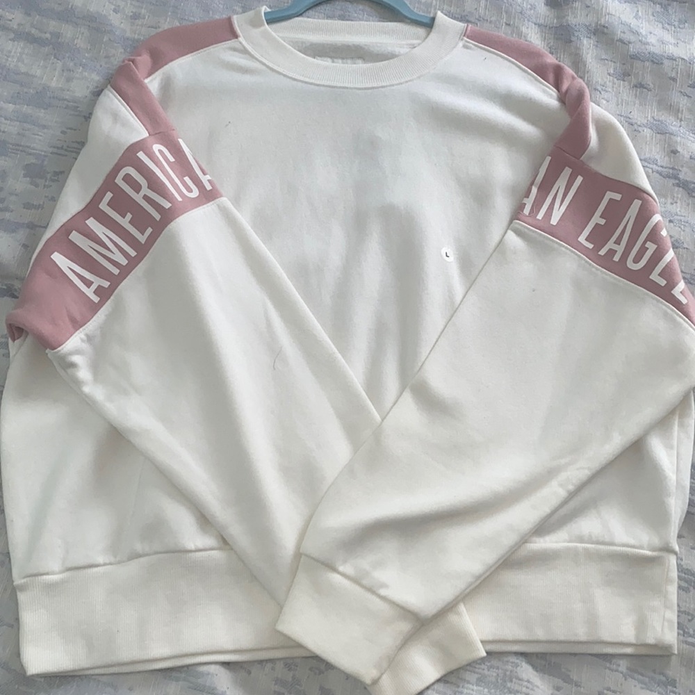 American Eagle sweatshirt